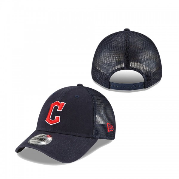 Men's Cleveland Guardians New Era Navy Trucker 9FORTY Snapback Adjustable Hat