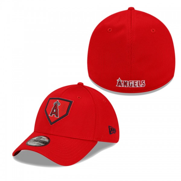 Los Angeles Angels Red 2022 Clubhouse 39THIRTY Flex Hat