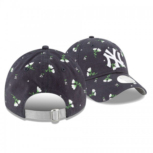Women's Yankees Blossom Navy 9TWENTY Adjustable New Era Hat