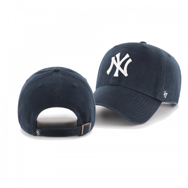 Youth New York Yankees Team Logo Navy Clean Up Adjustable Hat