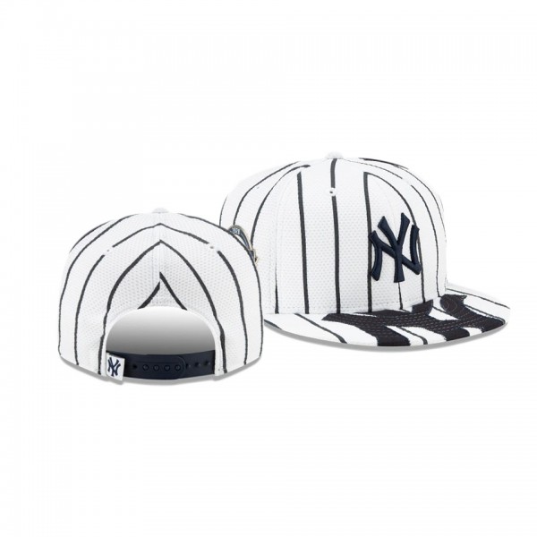 New York Yankees Derek Jeter Tribute White 9FIFTY Snapback Hat